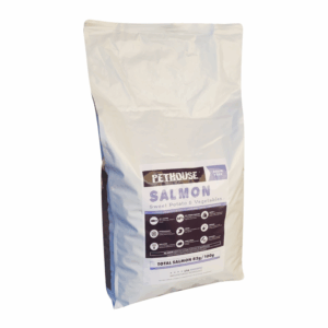 Pełnoporcjowa karma sucha dla szczeniąt średniej i dużej rasy z łososiem, batatami i warzywami. 60% Łososia - lekkostrawne białko zwierzęce bogate w aminokwasy co wspomaga wzrost i rozwój!